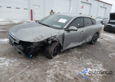 2025 Kia K4 Ex z USA, uszkodzony, nr VIN 3KPFU4DE0SE061841